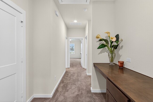 Building Photo - 9111 Highland Northern Wy