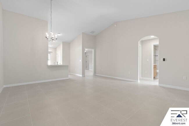 Building Photo - FULLY FENCED, LIKE NEW 3/2/1 TOWNHOUSE ON A CUL DE SAC IN BEAUTIFUL SEMINOLE WOODS