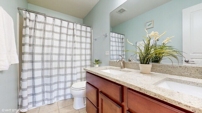 Building Photo - 182 Chapin Way