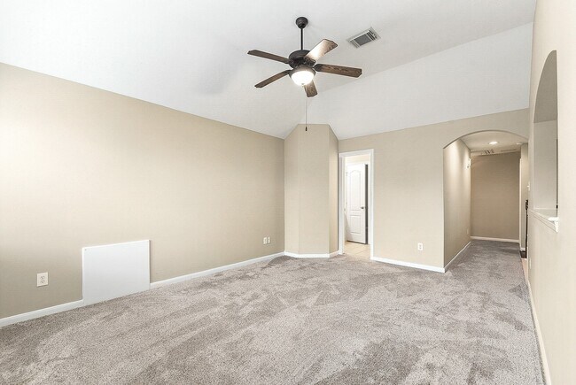 Building Photo - 5035 Logans Landing Ln