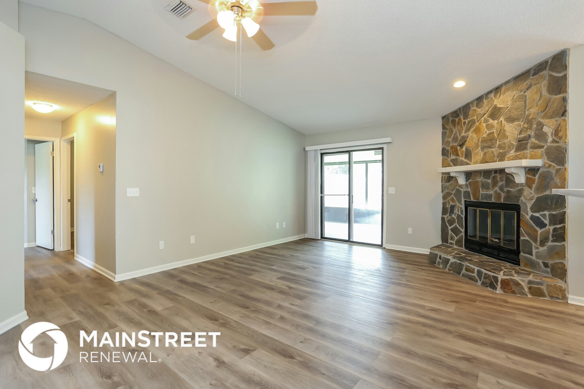 Building Photo - 1441 Kingfisher Ln N