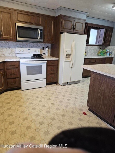 Building Photo - 477 Lattintown Rd