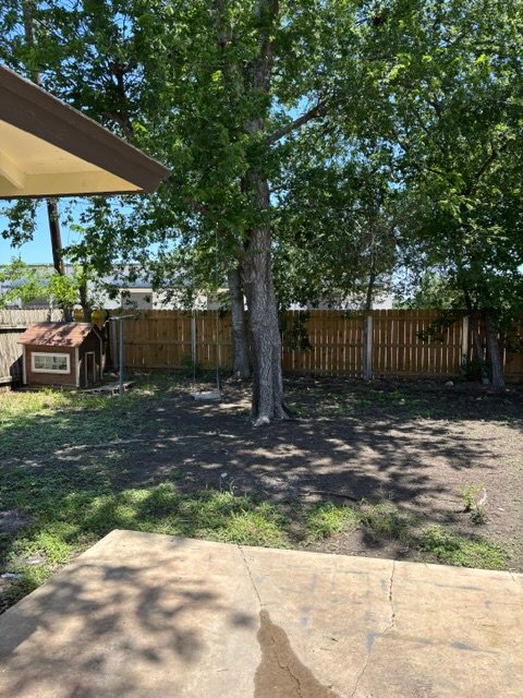 Building Photo - 9510 Contessa Dr