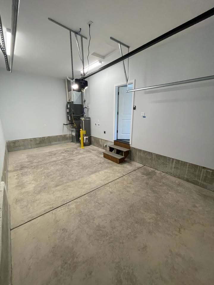 Building Photo - 1765 Waller St SE