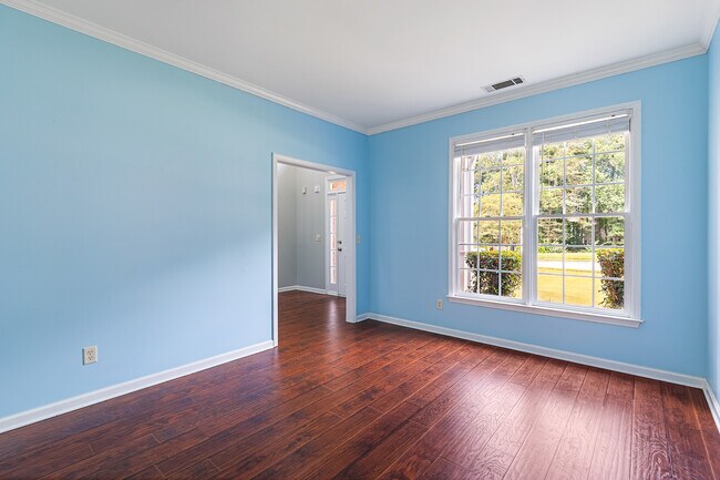 Building Photo - 1940 Bentbrooke Trail