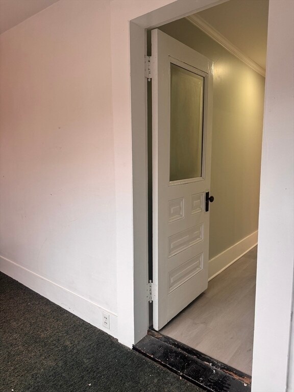 Building Photo - 18 Emerald Ave