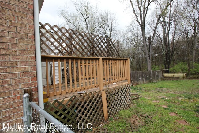 Building Photo - 2 br, 1 bath House - 4628 Woodside Dr.