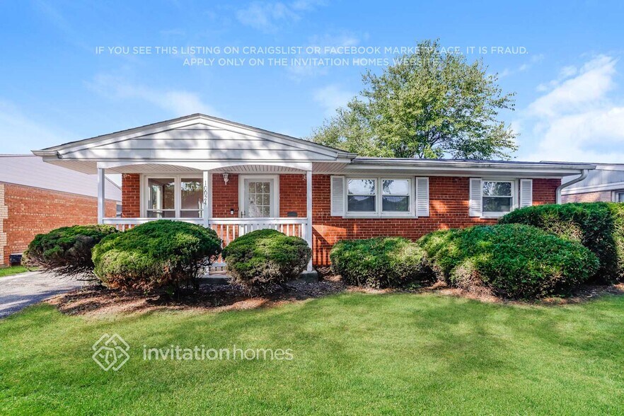 Primary Photo - 10024 Mulberry Ave