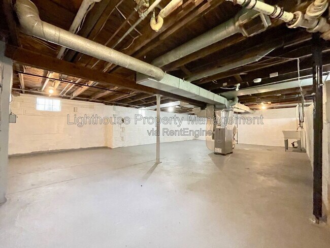 Building Photo - 3201 5th St