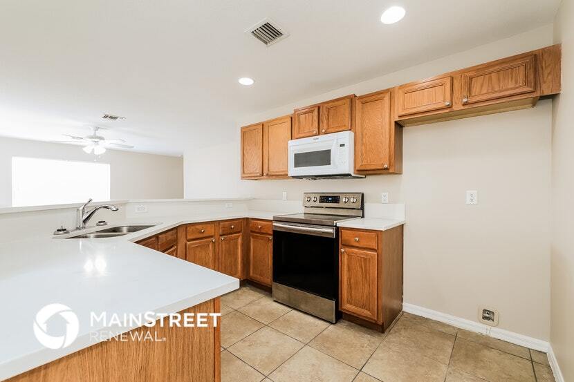 Building Photo - 480 Danube Dr