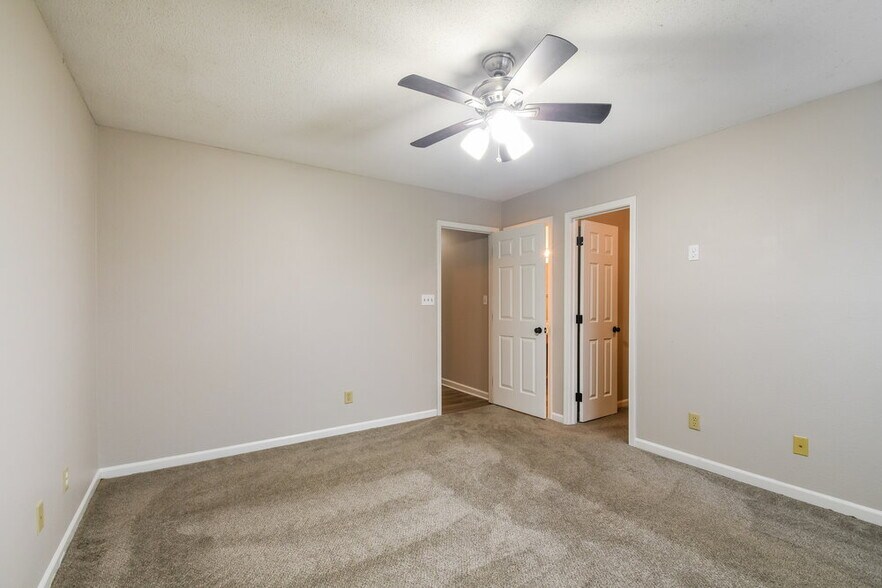 Building Photo - 289 Kimbrough Dr