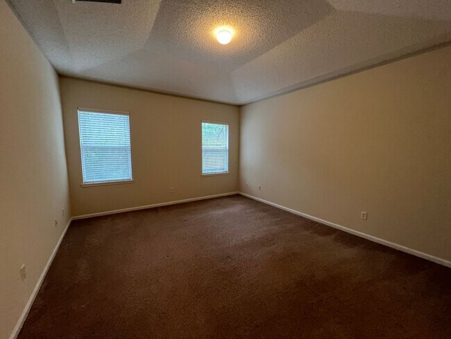 Building Photo - Available Now! Cornerstone of Watermill 3/...
