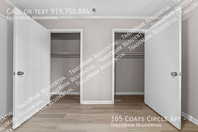 Building Photo - 165 Coats Cir