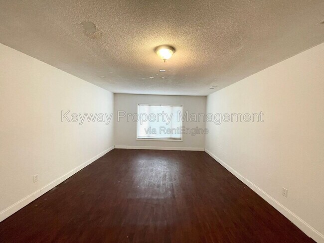 Building Photo - 2203 Sagemont Ct