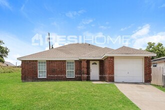Building Photo - 2626 Camel Ct