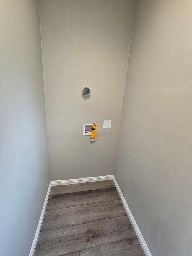 Building Photo - Fantastic 2 Bed, 2.5 Bath ADU unit in Sunn...
