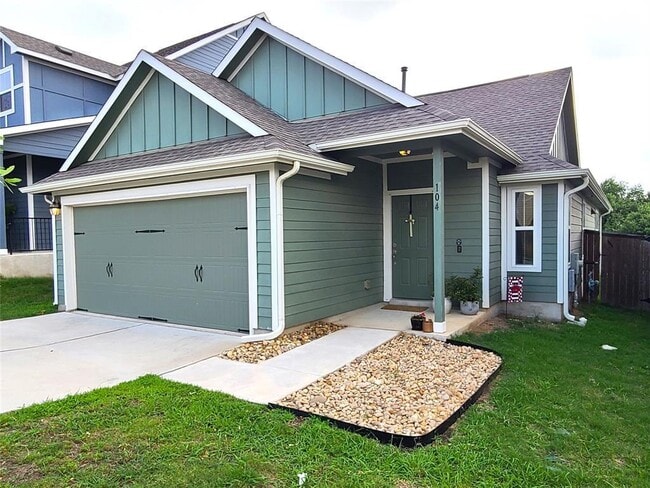 Building Photo - 104 Red Buckeye Loop
