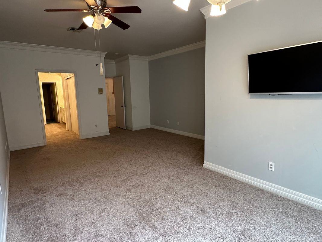 Building Photo - 17132 Beaver Springs Dr