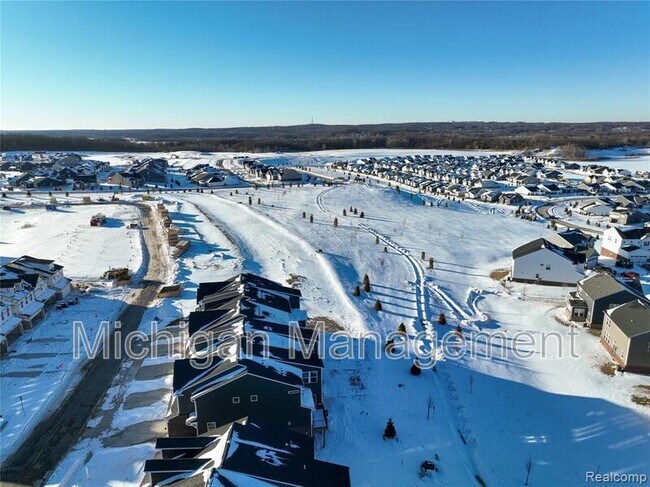 Building Photo - 1434 Superior Dr