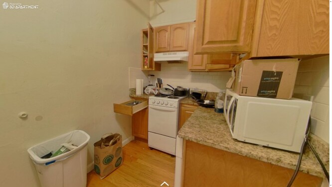 Building Photo - 28 Saint Stephen St