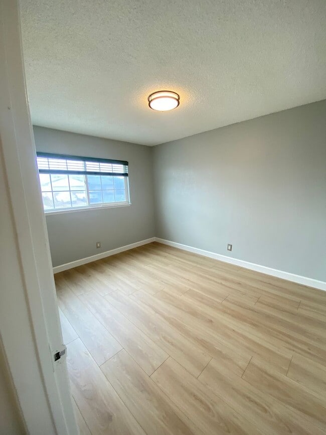 Building Photo - Updated 3 Bedroom Cypress House w/ Office ...