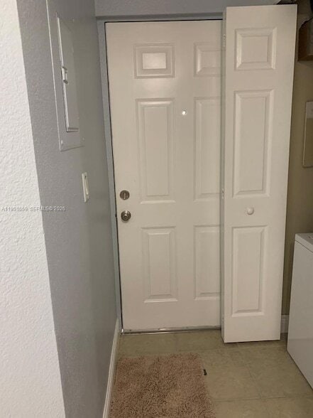 Building Photo - 8290 Lake Dr