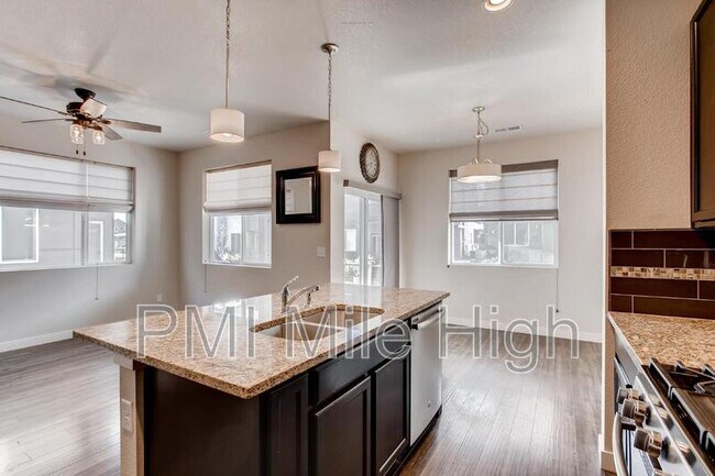 Building Photo - 2029 W 67th Pl