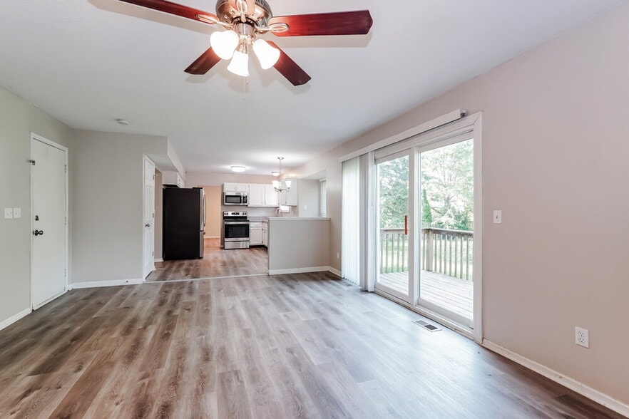Building Photo - 5305 Frisco Dr