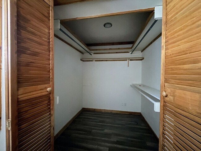 Building Photo - Cozy?Charm Meets Modern Luxury – Your Perfect Ranch-Style Retreat in Lamesa!