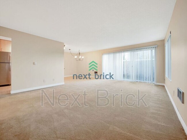 Building Photo - 5021 Ripley Ln N