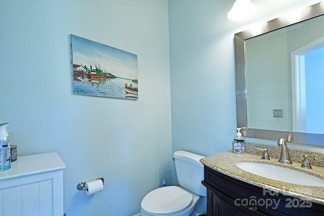 Building Photo - 119 Shining Armor Ct