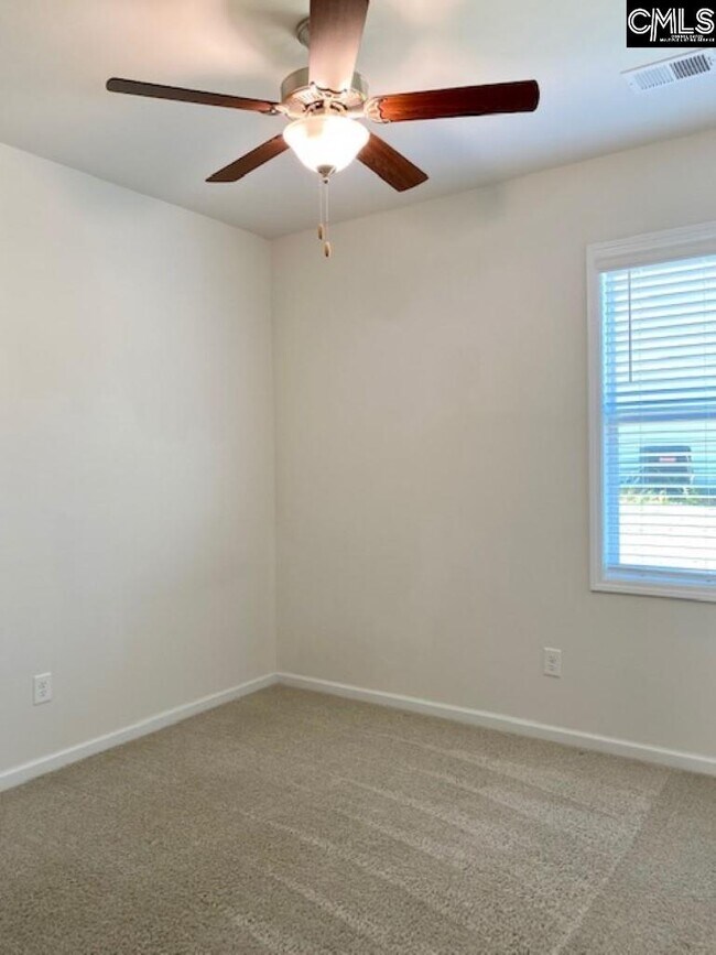 Building Photo - 712 Spring Cress Dr