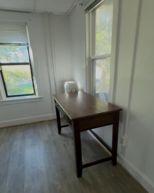 Building Photo - 1059 Danby Rd