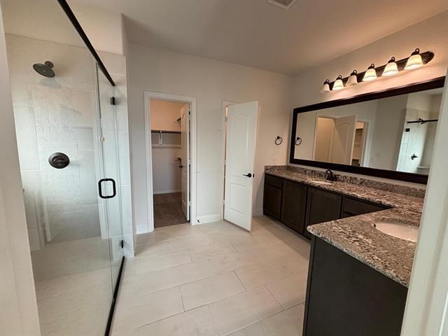 Building Photo - 1080 Canuela Way