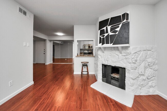 Building Photo - 4641 Wild Indigo St