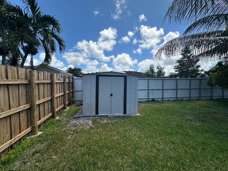 Building Photo - 14152 SW 291st Ter