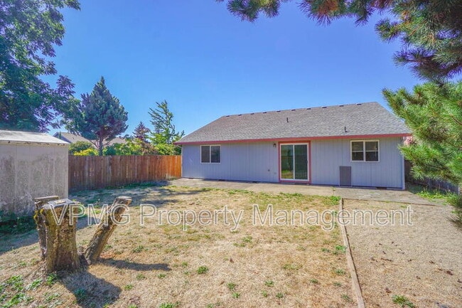 Building Photo - 3107 NE 148th Ave