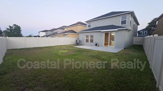 Building Photo - 10279 Newminster Loop