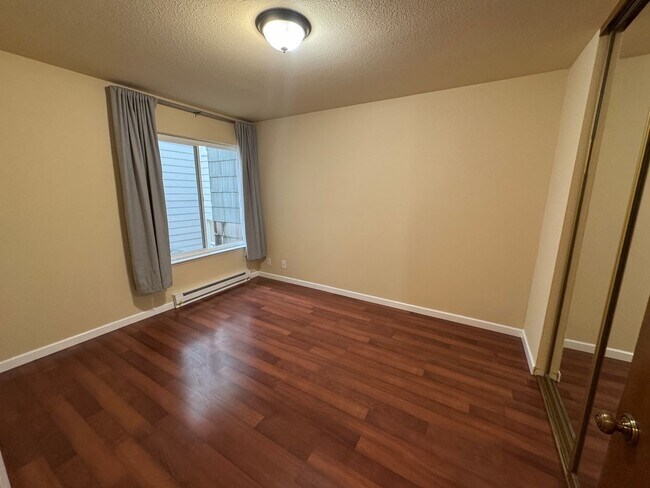 Building Photo - 361-3rd