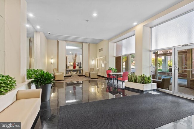 Building Photo - 2500 Q St NW