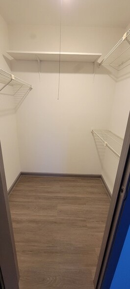 bedroom 1 closet - 7142 N Holiday Dr