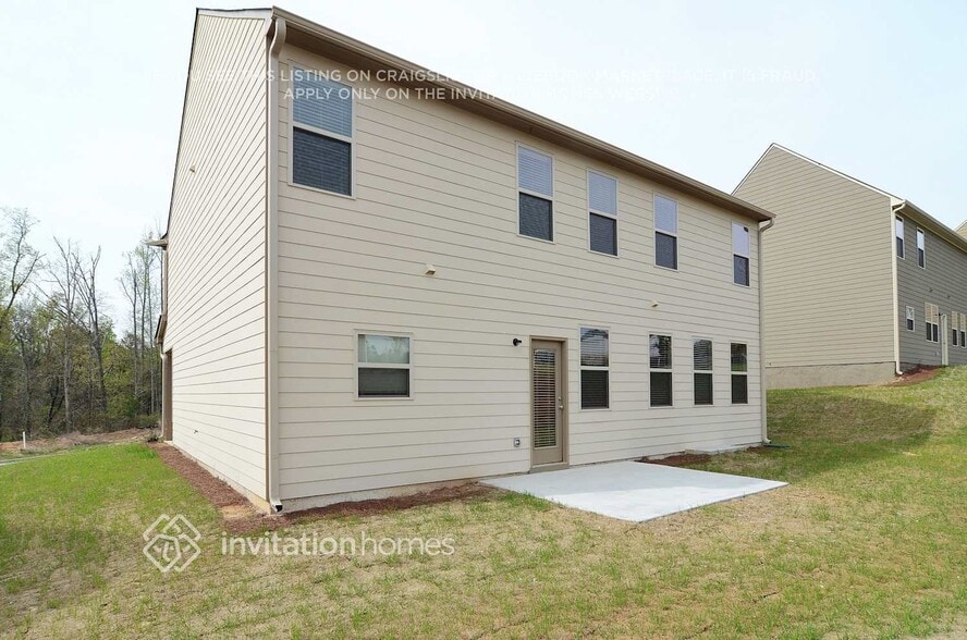 Building Photo - 3680 Brookhollow Dr