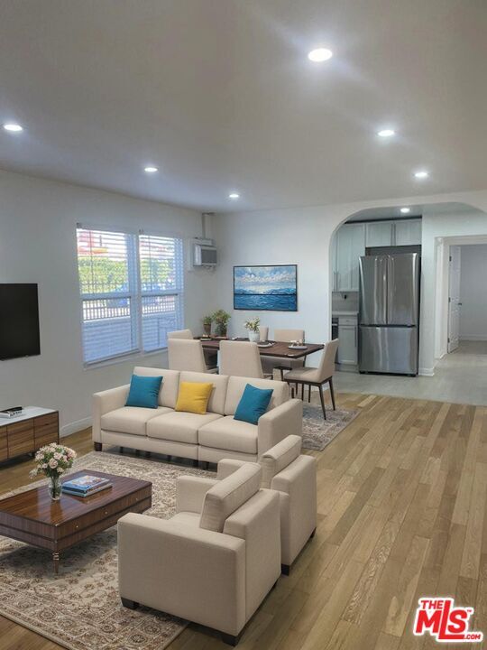 Building Photo - 1254 N Detroit St