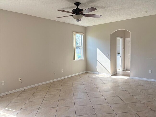 Building Photo - 1219 Darnaby Way