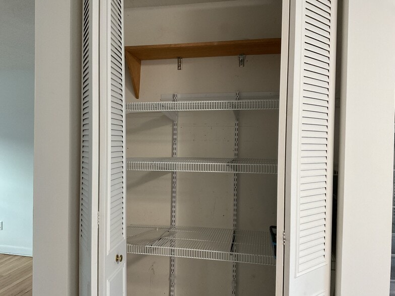 Building Photo - 16 Lawton Rd