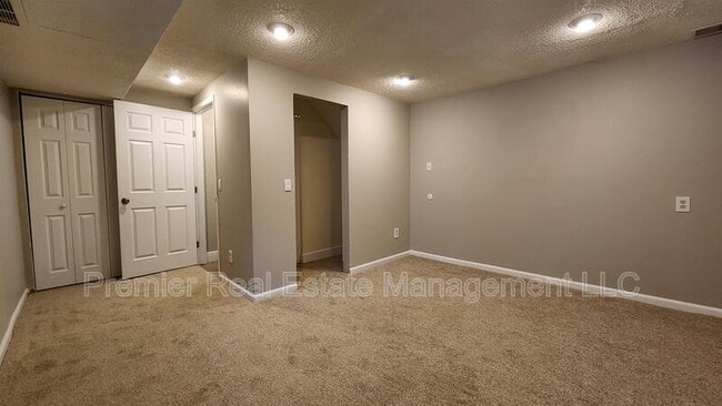 Building Photo - 3762 S Genoa Cir