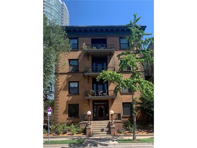 Building Photo - 1401 Willow St