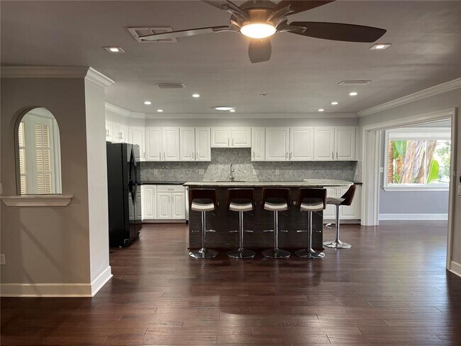 Building Photo - 4848 Hawkshead Park