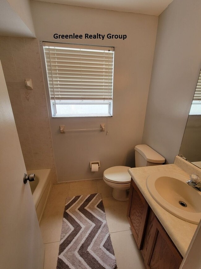 Building Photo - 2 Bed/2 Bath Condo in 55+ Community – Pool...