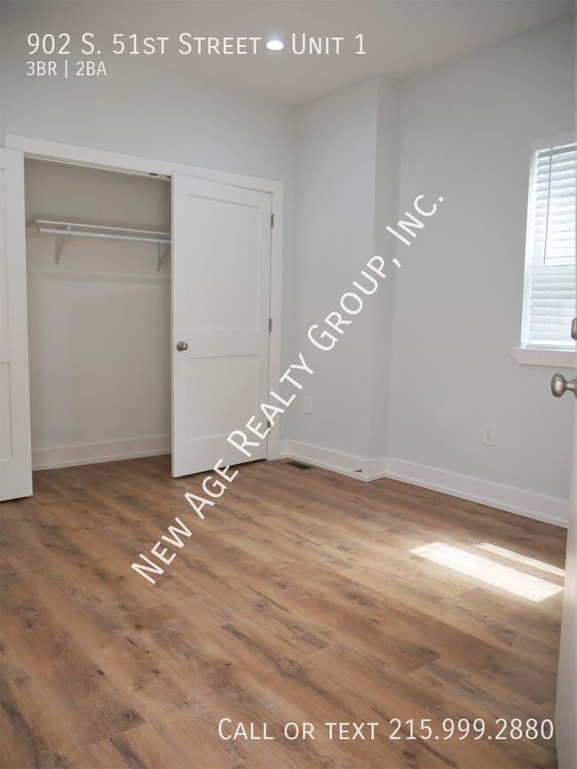 Building Photo - Newly renovated apartment near Cedar Park!